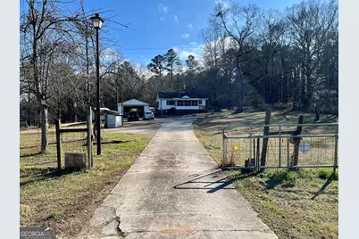 1567 Locust Grove Road, Locust Grove, GA 30248 - Photo 2