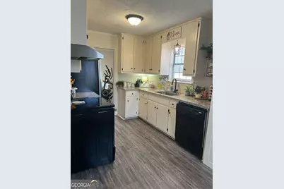 121 Westchester Drive, Barnesville, GA 30204 - Photo 12