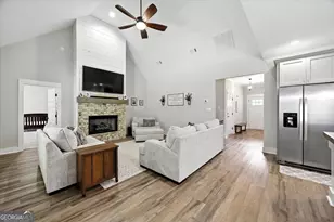 161 Fairway Cir, Macon, GA 31211 - Photo 8