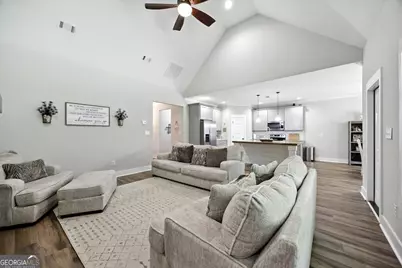 161 Fairway Circle, Macon, GA 31211 - Photo 10