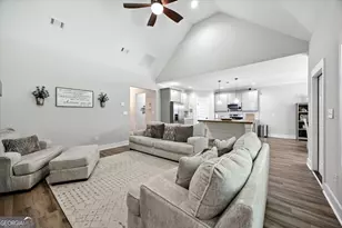 161 Fairway Cir, Macon, GA 31211 - Photo 10