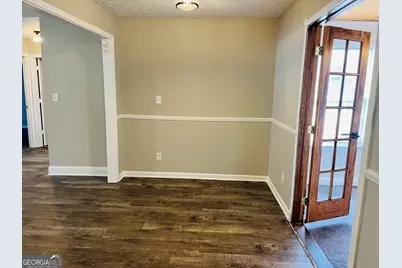 2890 Garnet Way, College Park, GA 30349 - Photo 8