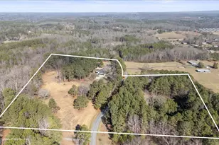 322 Cannon Rd, LaFayette, GA 30728 - Photo 1