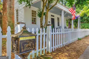 204 S Main St, Abbeville, SC 29620 - Photo 2