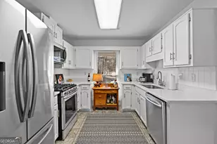 404 Sandown Dr, Peachtree City, GA 30269 - Photo 18