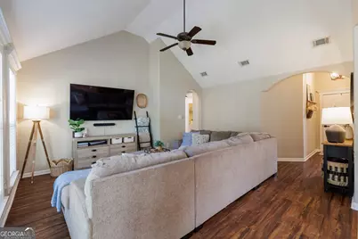 7559 Kayla Drive, Hahira, GA 31632 - Photo 6