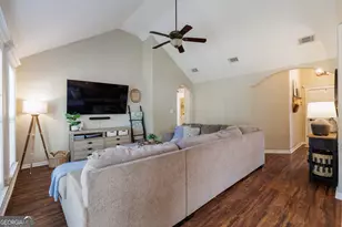 7559 Kayla Dr, Hahira, GA 31632 - Photo 6