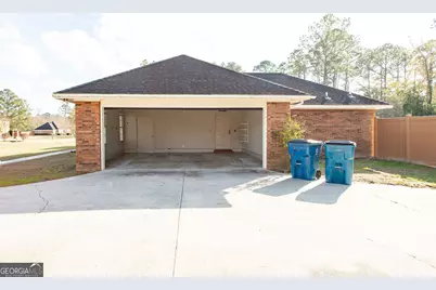 1249 Cherrywood Road, Waycross, GA 31503 - Photo 6
