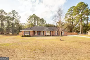 1249 Cherrywood Rd, Waycross, GA 31503 - Photo 1