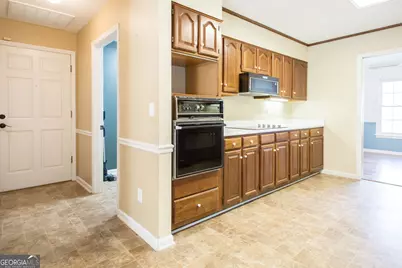 1249 Cherrywood Road, Waycross, GA 31503 - Photo 14