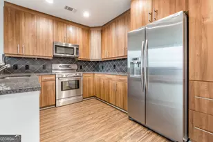 1080 Peachtree St NE, Atlanta, GA 30309 - Photo 6