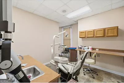 526 Academy Avenue, Dublin, GA 31021 - Photo 20