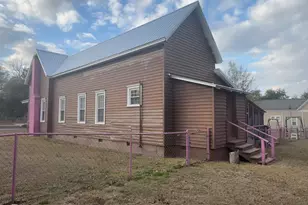 245 S Lewis St, Metter, GA 30439 - Photo 10