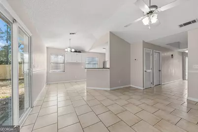 207 Candy Court, Saint Marys, GA 31558 - Photo 14