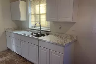 92 Oriole Dr, Jonesboro, GA 30238 - Photo 8