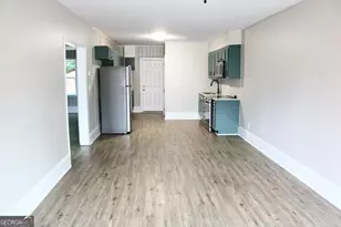 118 1/2 Dougherty St, Lagrange, GA 30241 - Photo 4