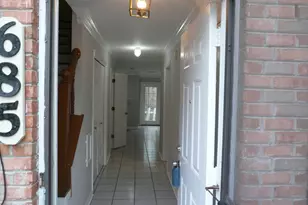 685 NE Coventry Township Ln NE, Marietta, GA 30062 - Photo 2