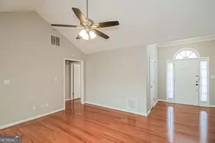 4925 Watson Mill Ct, Loganville, GA 30052 - Photo 4