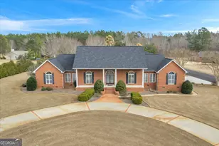 550 Masters Cir, Dublin, GA 31021 - Photo 2