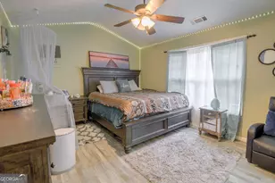 1513 Pointe S Cir, Bethlehem, GA 30620 - Photo 10