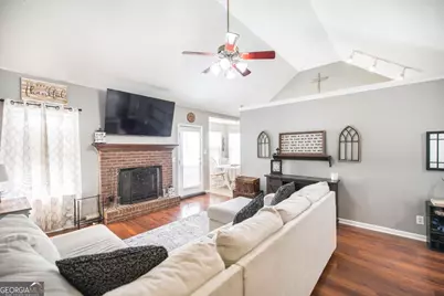 122 Knights Bridge, Warner Robins, GA 31093 - Photo 6