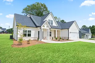 15 Cloverhurst Dr, Newnan, GA 30263 - Photo 2