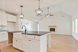 15 Cloverhurst Dr, Newnan, GA 30263 - Photo 12