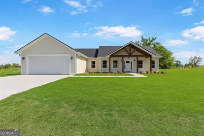 88 Northshore Avenue, Jesup, GA 31545 - Photo 2