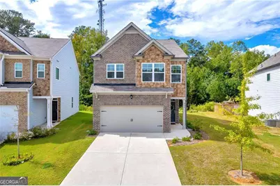 930 Bentley Drive, Fairburn, GA 30213 - Photo 2