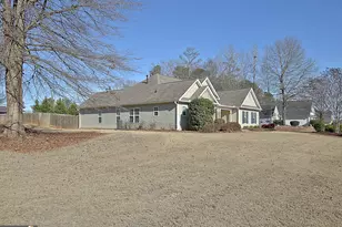 15 Autumn Creek, Senoia, GA 30276 - Photo 2