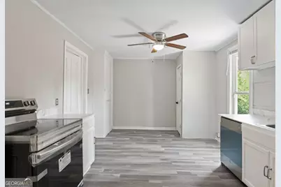 212 W Quilly Street, Griffin, GA 30223 - Photo 10