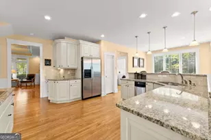 526 Orchard Dr, Clarkesville, GA 30523 - Photo 8