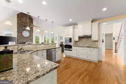 526 Orchard Drive, Clarkesville, GA 30523 - Photo 10