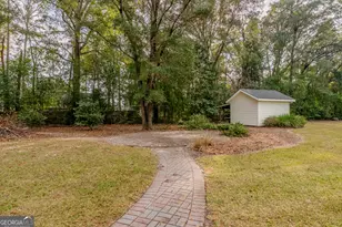4023 Redstone Cir, Blackshear, GA 31516 - Photo 4