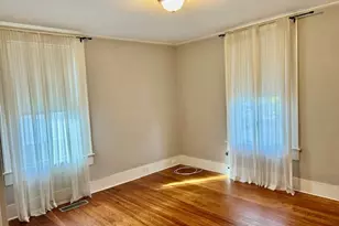 323 E College St, Griffin, GA 30224 - Photo 8