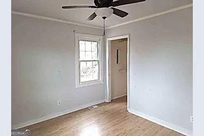 142 Hampton Street, Lula, GA 30554 - Photo 8