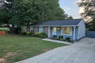 5349 Tracey Dr, Stone Mountain, GA 30088 - Photo 2