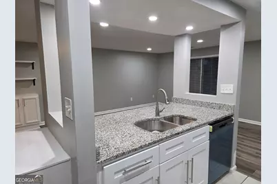 5349 Tracey Drive, Stone Mountain, GA 30088 - Photo 8