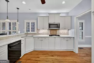 5631 Shamrock Ln, Douglasville, GA 30135 - Photo 12