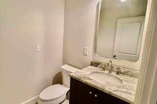 676 Hank Aaron Dr, Atlanta, GA 30315 - Photo 22