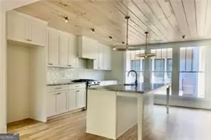 676 Hank Aaron Dr, Atlanta, GA 30315 - Photo 8