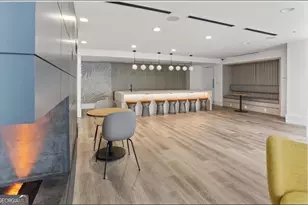 3324 Peachtree Rd NE, Atlanta, GA 30326 - Photo 32