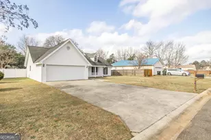 104 Fox Meadow Ct, Warner Robins, GA 31093 - Photo 2