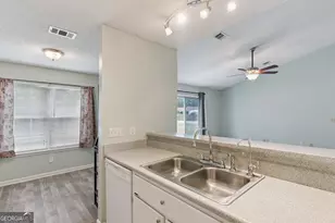 201 Foxwood Dr, Kingsland, GA 31548 - Photo 10