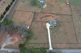 35 Sandy Ridge Rd, McDonough, GA 30253 - Photo 2