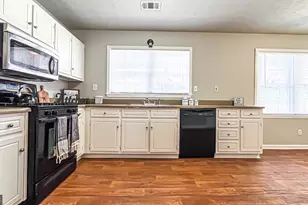 205 Silver Creek Ln, Stockbridge, GA 30281 - Photo 18