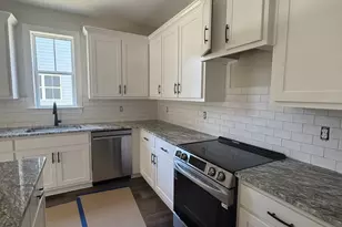 211 Oak Ave, Pine Mountain, GA 31822 - Photo 2