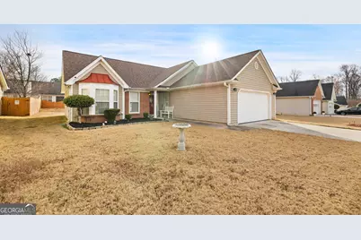 2530 Hillvale Circle, Lithonia, GA 30058 - Photo 4