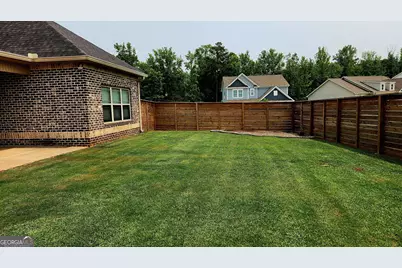 556 Constitution Drive, Forsyth, GA 31029 - Photo 4