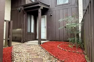 94 Cobblestone Creek, Peachtree City, GA 30269 - Photo 2